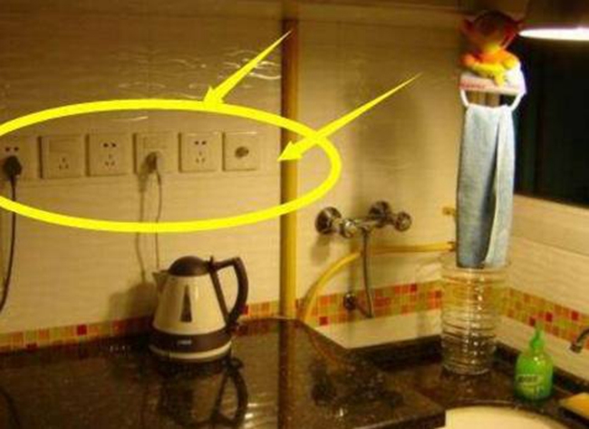 定制櫥柜電源設(shè)計(jì)，星空梵高櫥柜