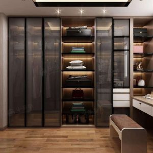 定制衣柜用玻璃門好不好？